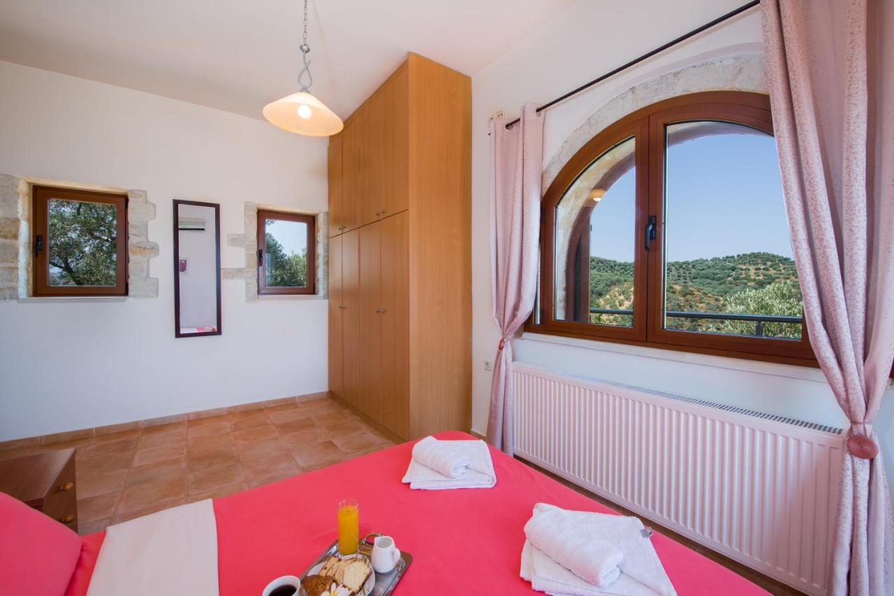 Villa Kourouni Stalós Exteriör bild