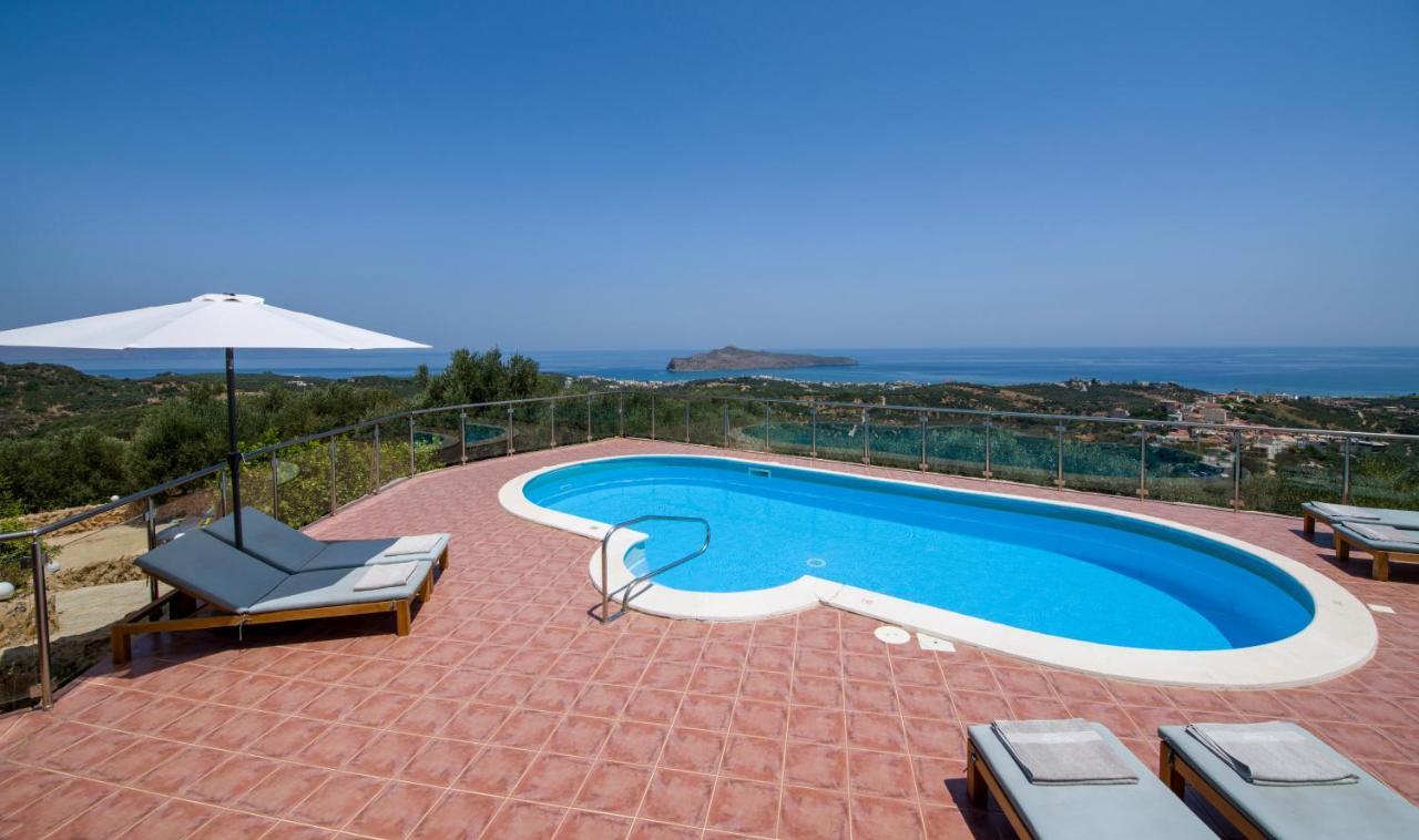 Villa Kourouni Stalós Exteriör bild