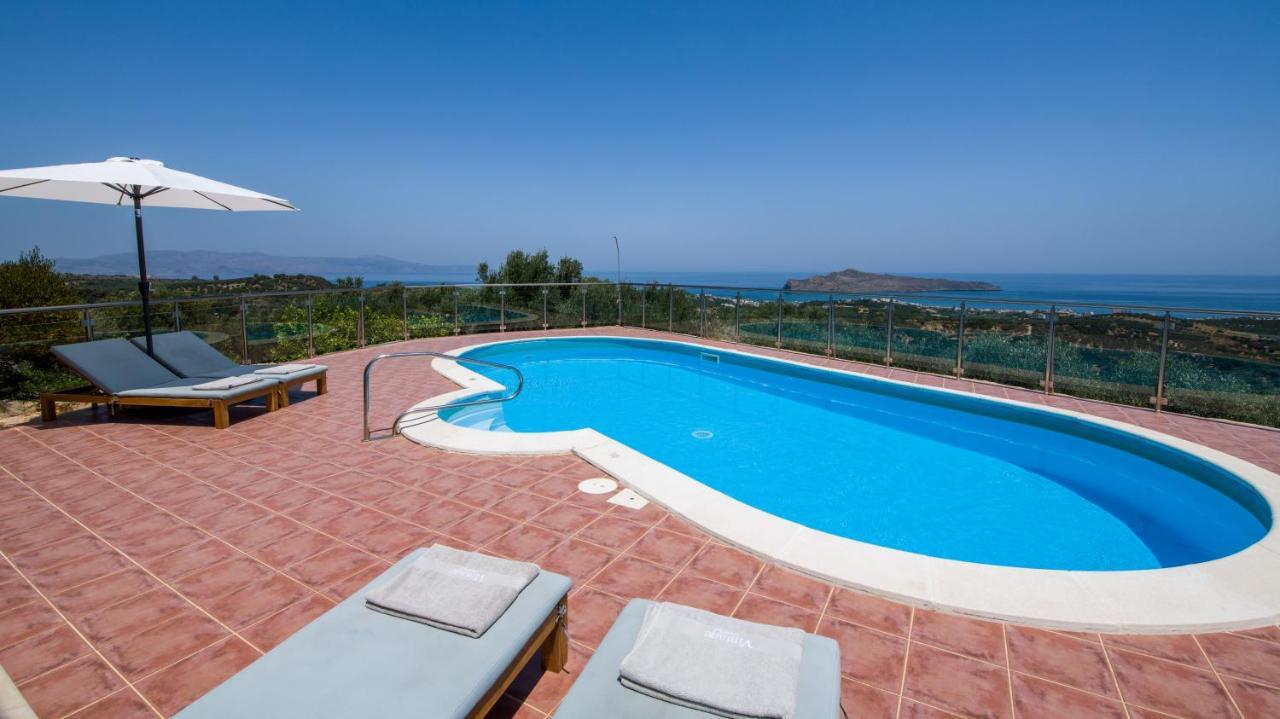Villa Kourouni Stalós Exteriör bild