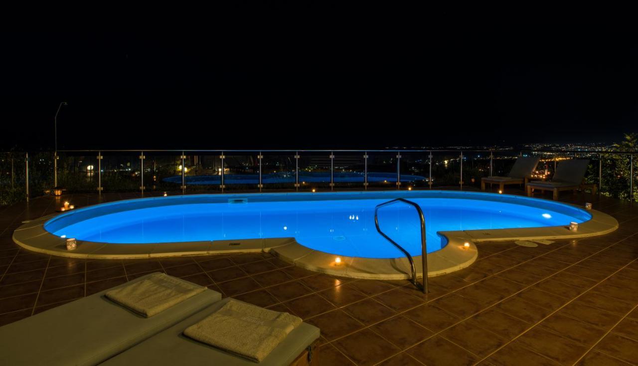 Villa Kourouni Stalós Exteriör bild