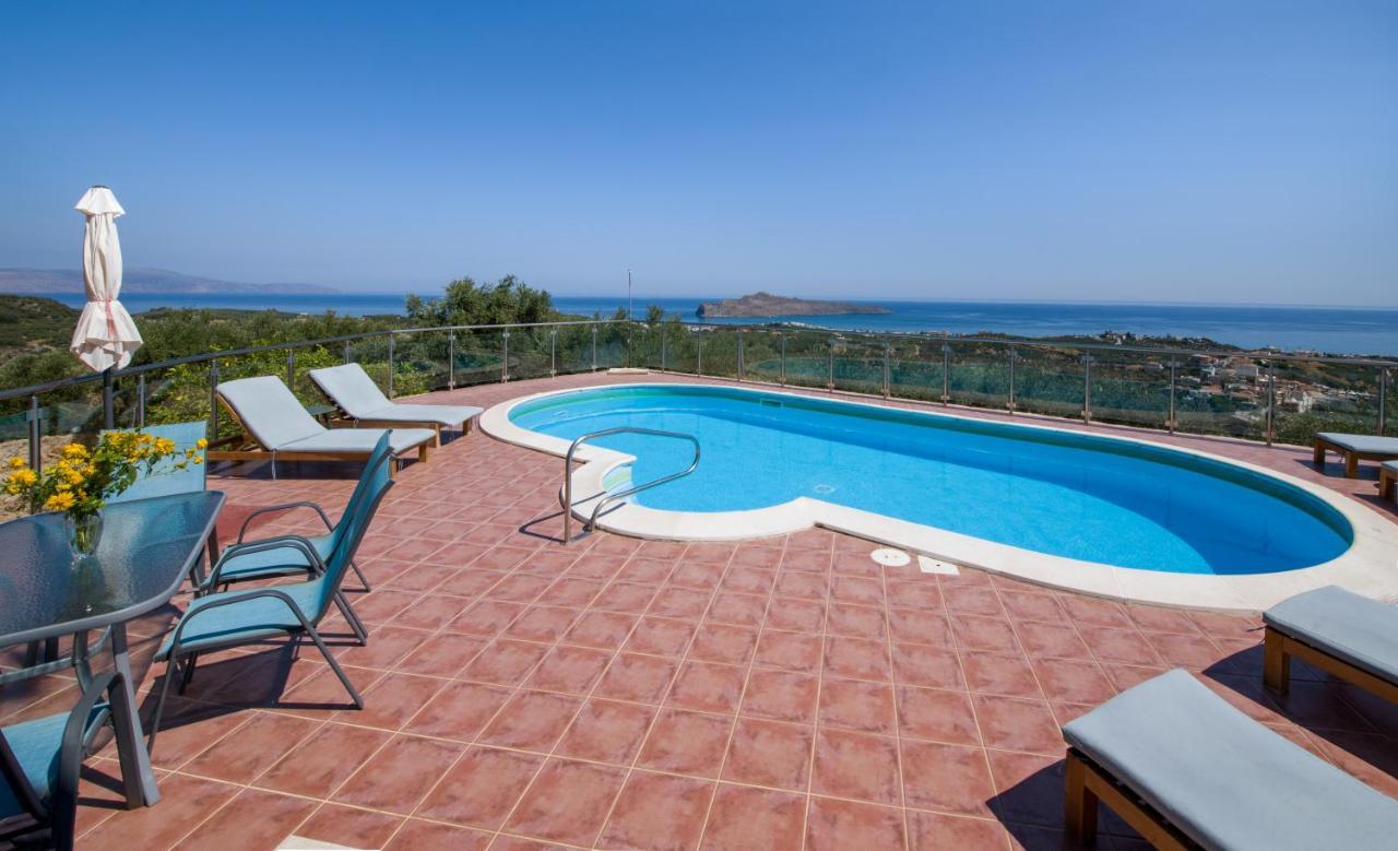 Villa Kourouni Stalós Exteriör bild