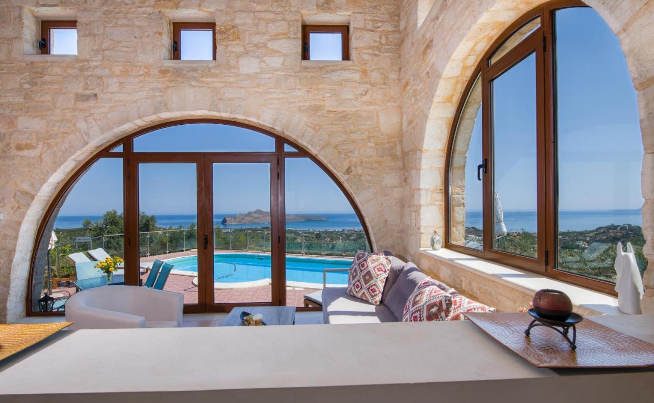 Villa Kourouni Stalós Exteriör bild